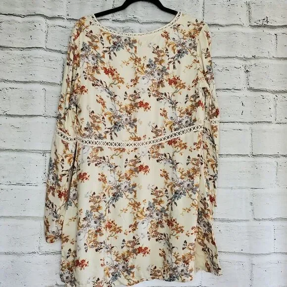 WAYF pembrook baby doll boho swing dress floral size large - Picture 3 of 7